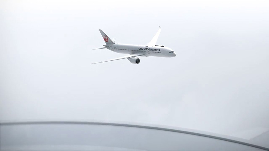 JAL On The Dot